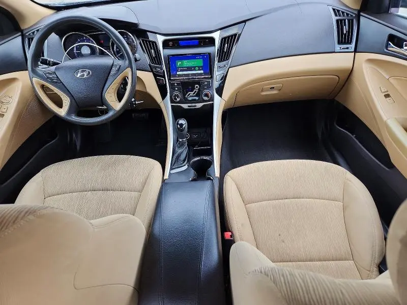 2012 HYUNDAI SONATA GLS  