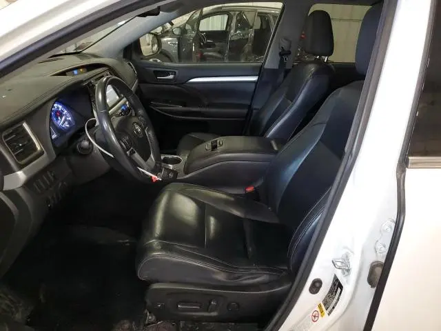 2016 TOYOTA HIGHLANDER XLE  