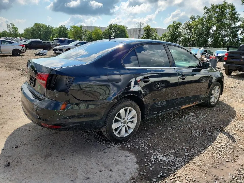 2016 VOLKSWAGEN JETTA SE  