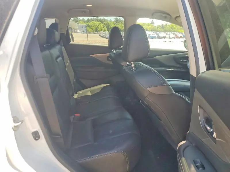 2018 NISSAN MURANO S  