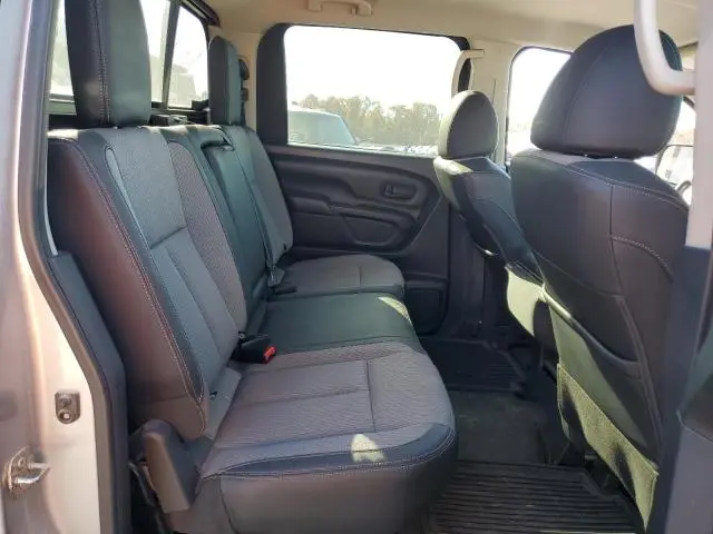 2019 NISSAN TITAN S  