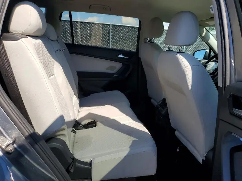 2018 VOLKSWAGEN TIGUAN S  