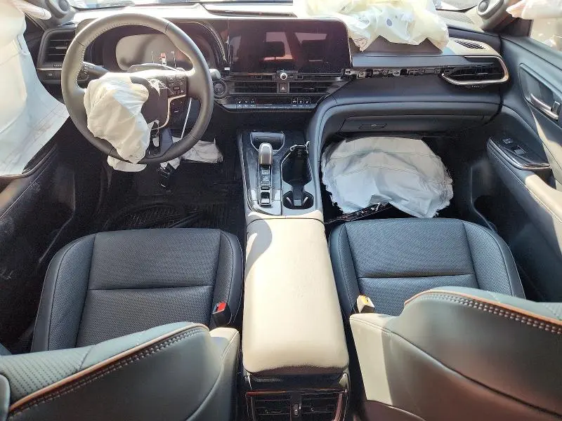 2026 TOYOTA CROWN PLATINUM  