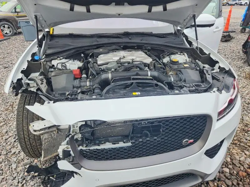 2020 JAGUAR F-PACE SVR  