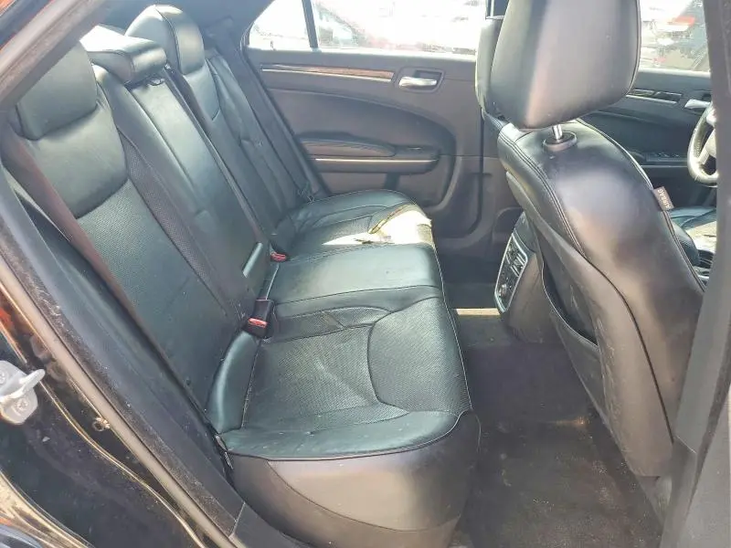 2014 CHRYSLER 300C   