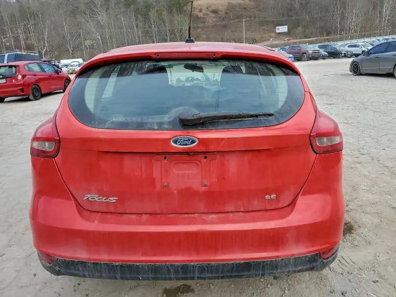 2017 FORD FOCUS SE  