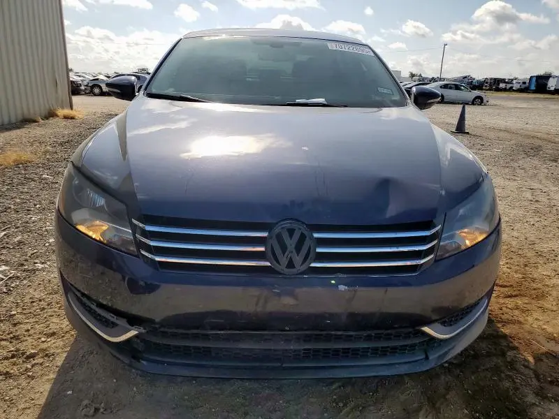 2012 VOLKSWAGEN PASSAT SE  