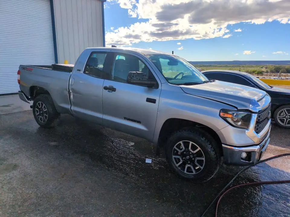 2021 TOYOTA TUNDRA SR5  
