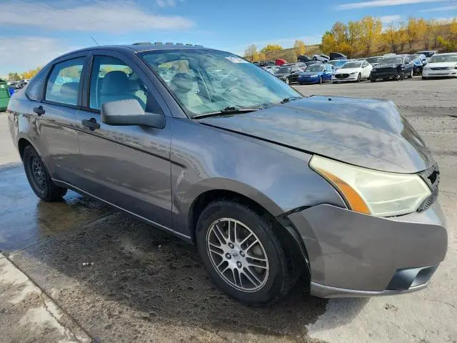 2010 FORD FOCUS SE  