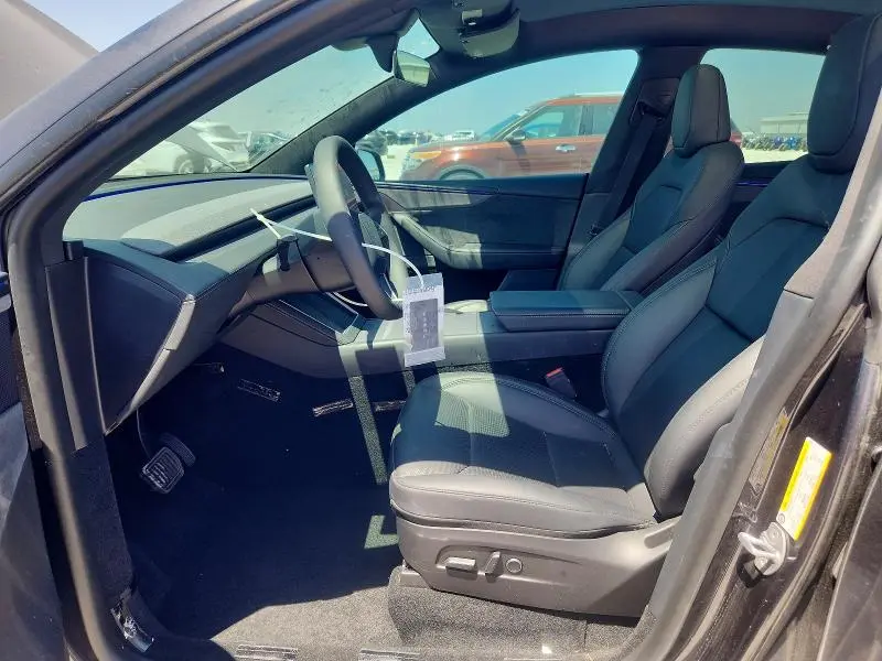 2026 TESLA MODEL Y   