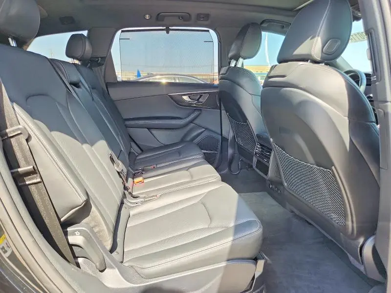 2025 AUDI Q7 PRESTIGE  