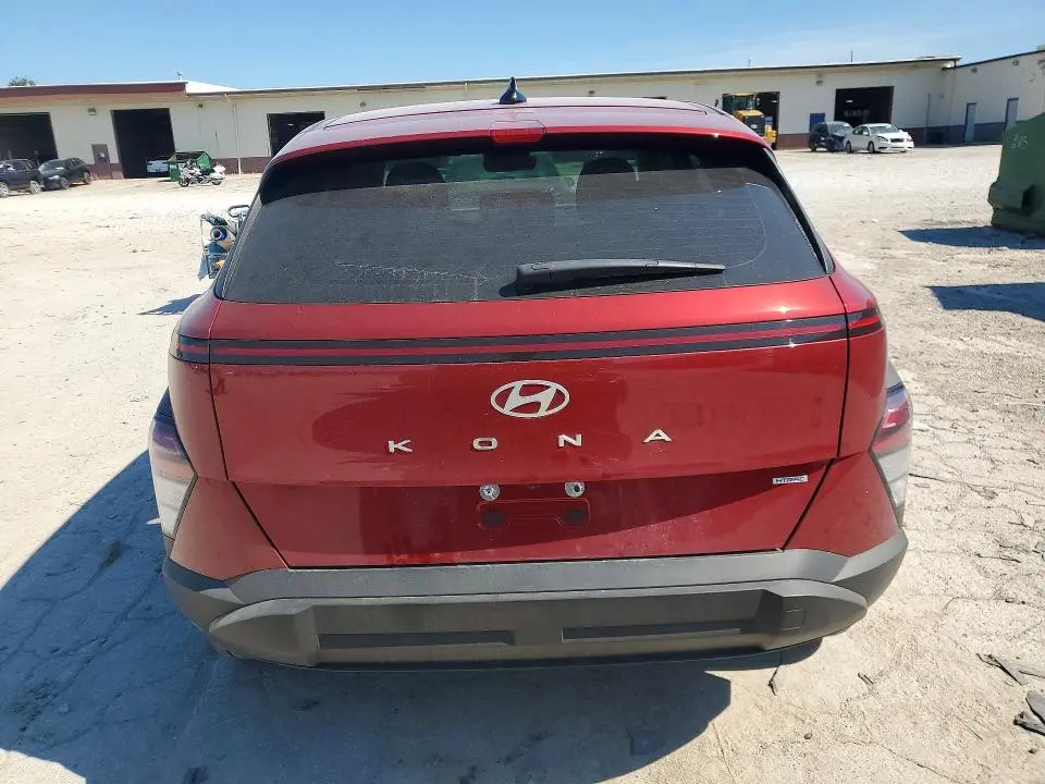 2025 HYUNDAI KONA SE  