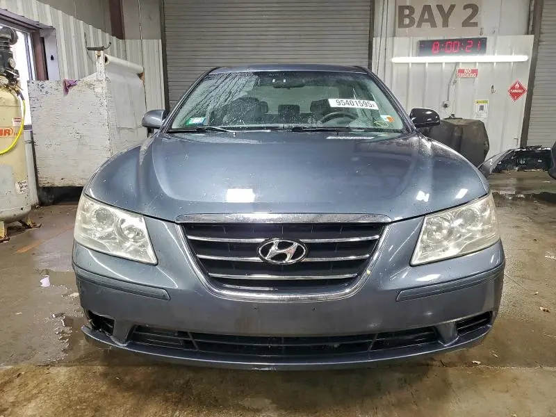 2010 HYUNDAI SONATA GLS  