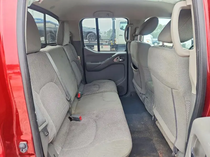 2019 NISSAN FRONTIER SV  
