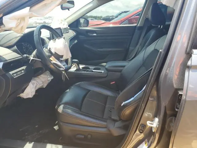 2021 NISSAN ALTIMA SR  