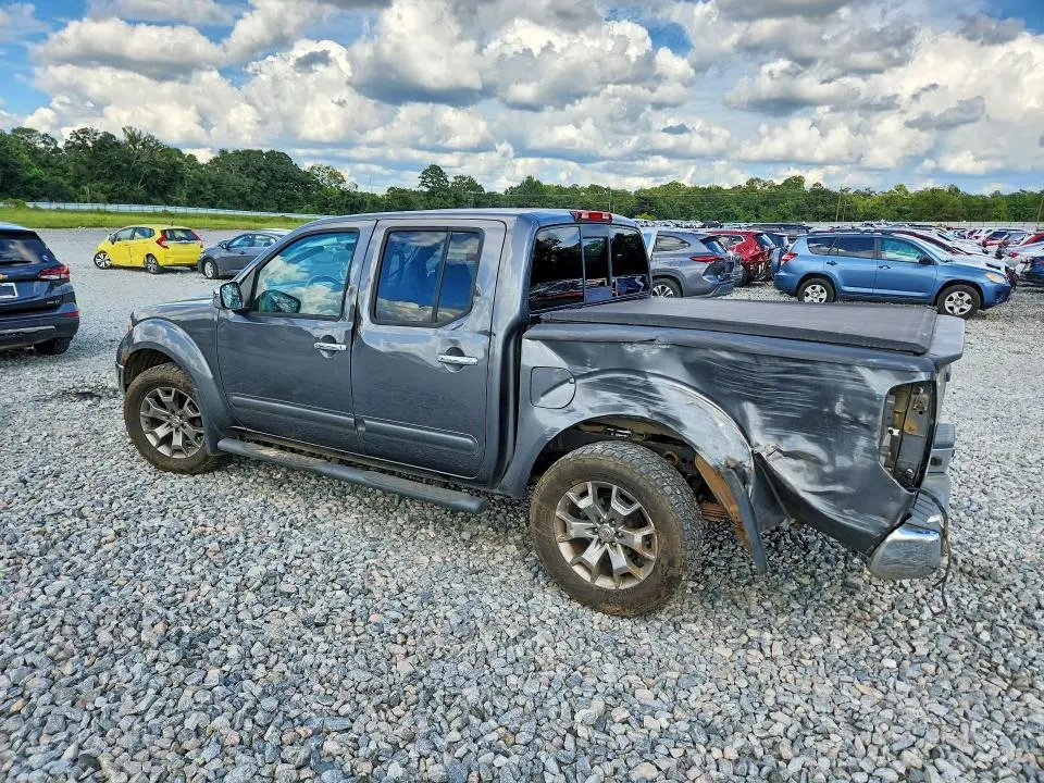 2019 NISSAN FRONTIER SL  