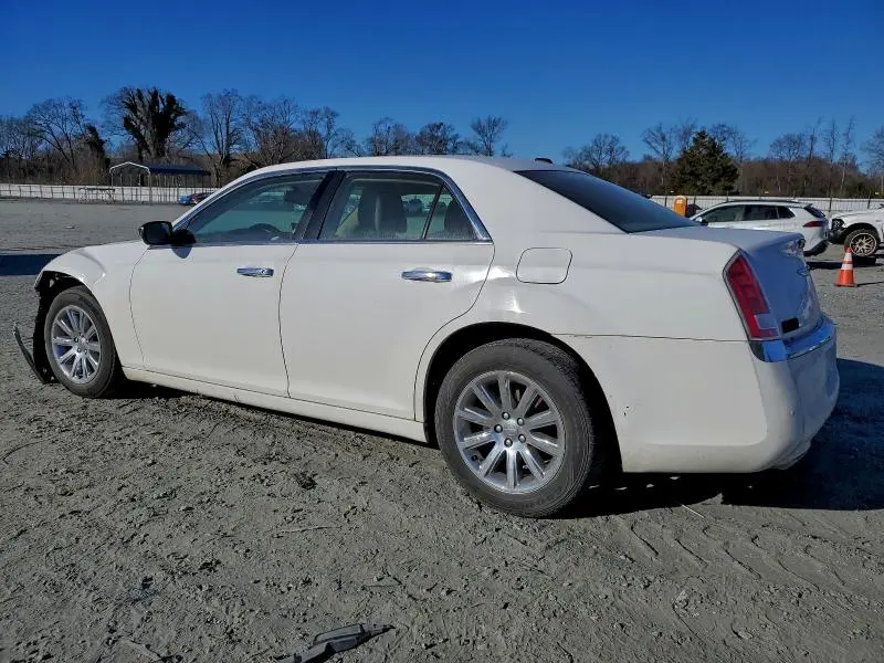 2011 CHRYSLER 300 LIMITED  