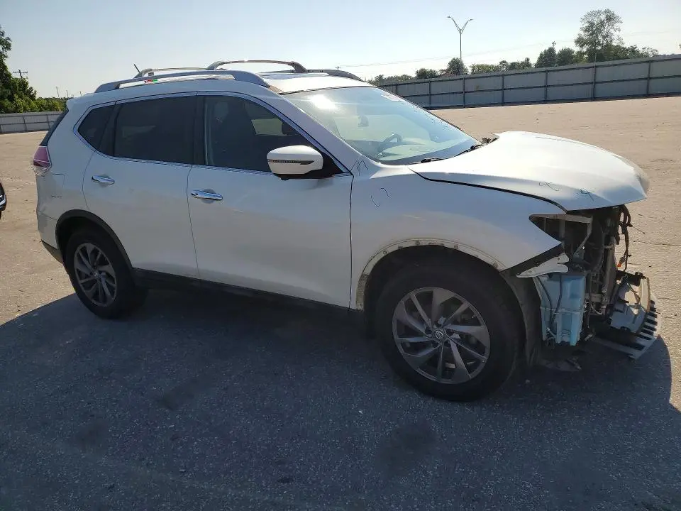 2016 NISSAN ROGUE SL  