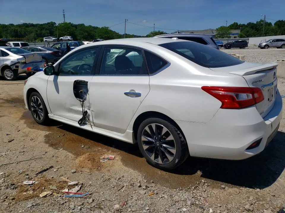2016 NISSAN SENTRA SR  