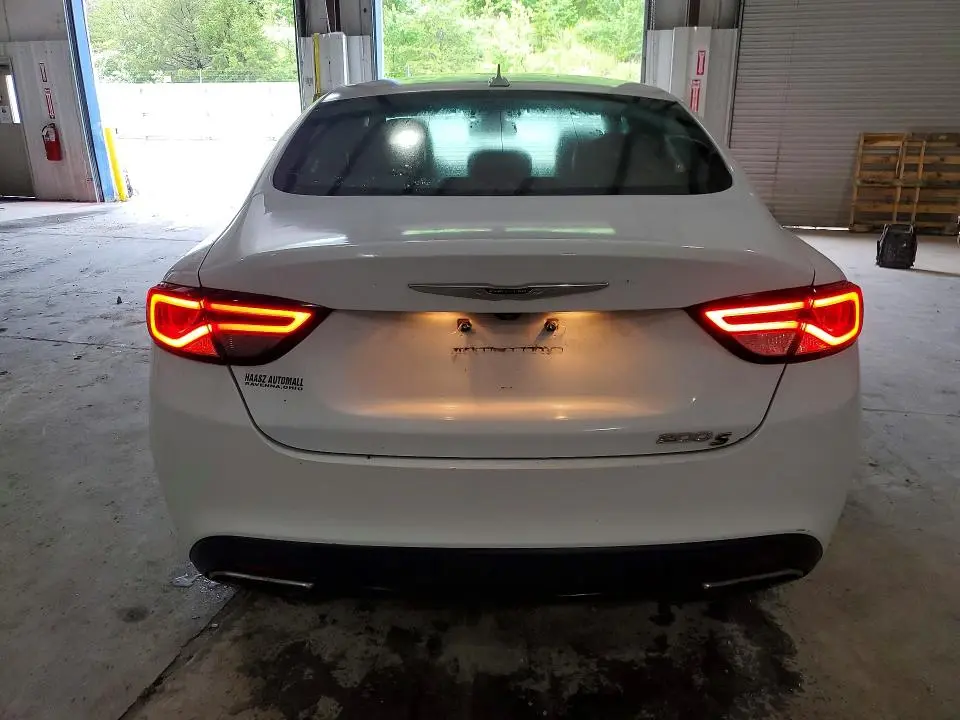 2016 CHRYSLER 200 S  