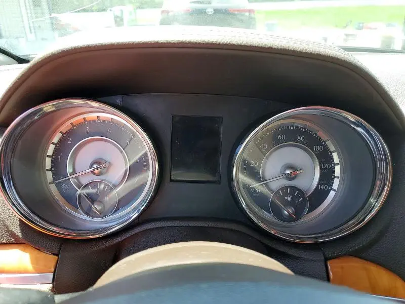 2014 CHRYSLER 300C   