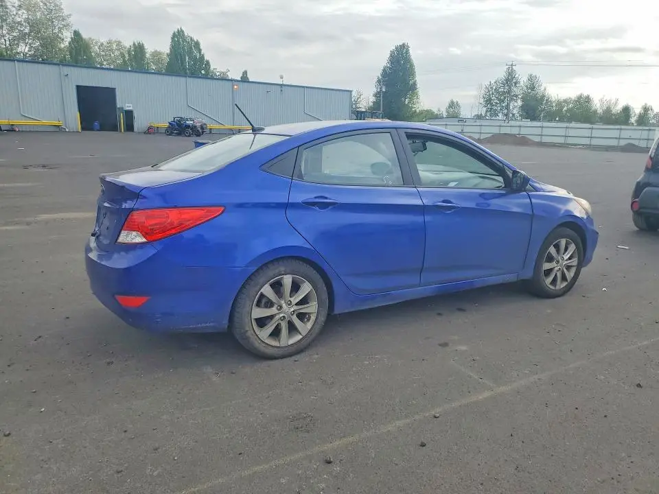 2012 HYUNDAI ACCENT GLS  