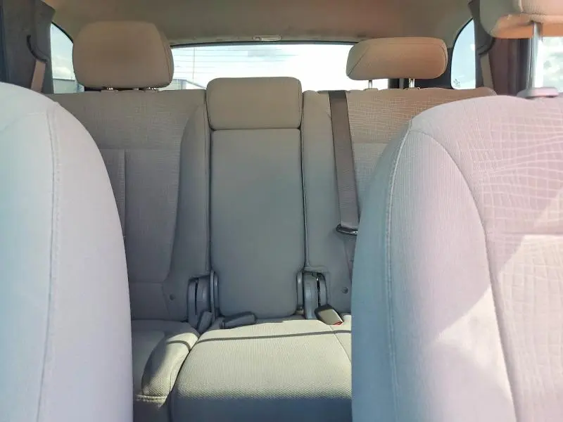 2011 HYUNDAI SANTA FE GLS  