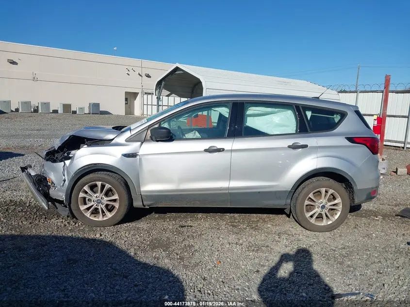 2019 FORD ESCAPE S