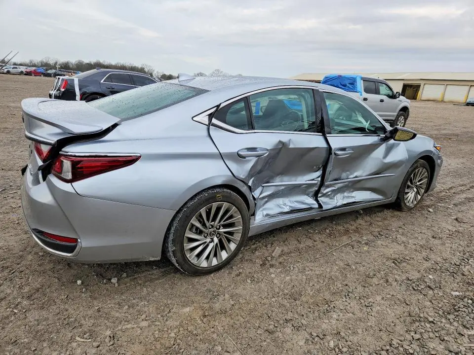 2022 LEXUS ES 300H ULTRA LUXURY  