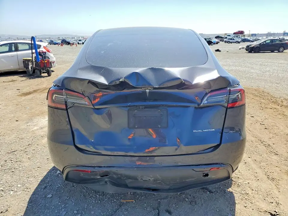 2024 TESLA MODEL Y   
