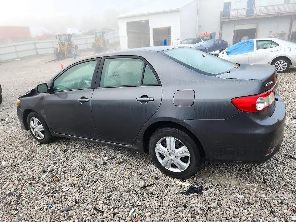 2011 TOYOTA COROLLA LE  