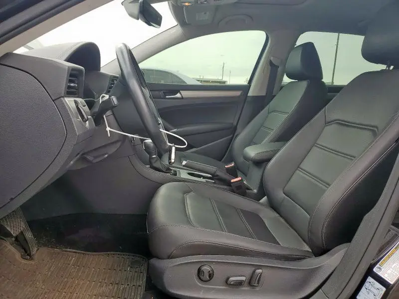2020 VOLKSWAGEN PASSAT SE  