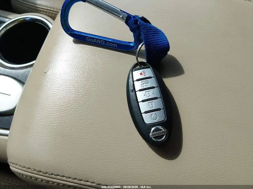 2013 NISSAN PATHFINDER SL