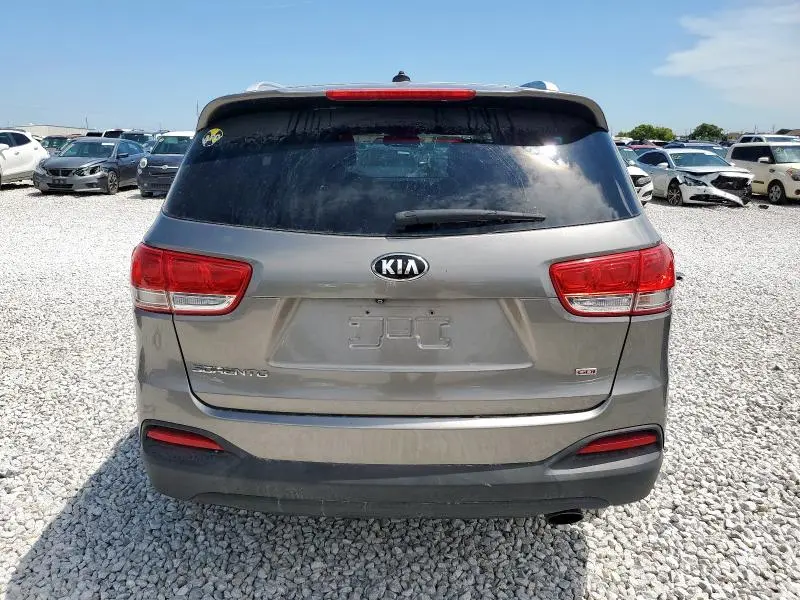 2017 KIA SORENTO LX  