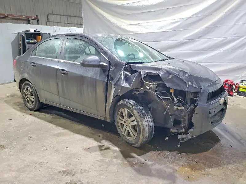 2016 CHEVROLET SONIC LT  