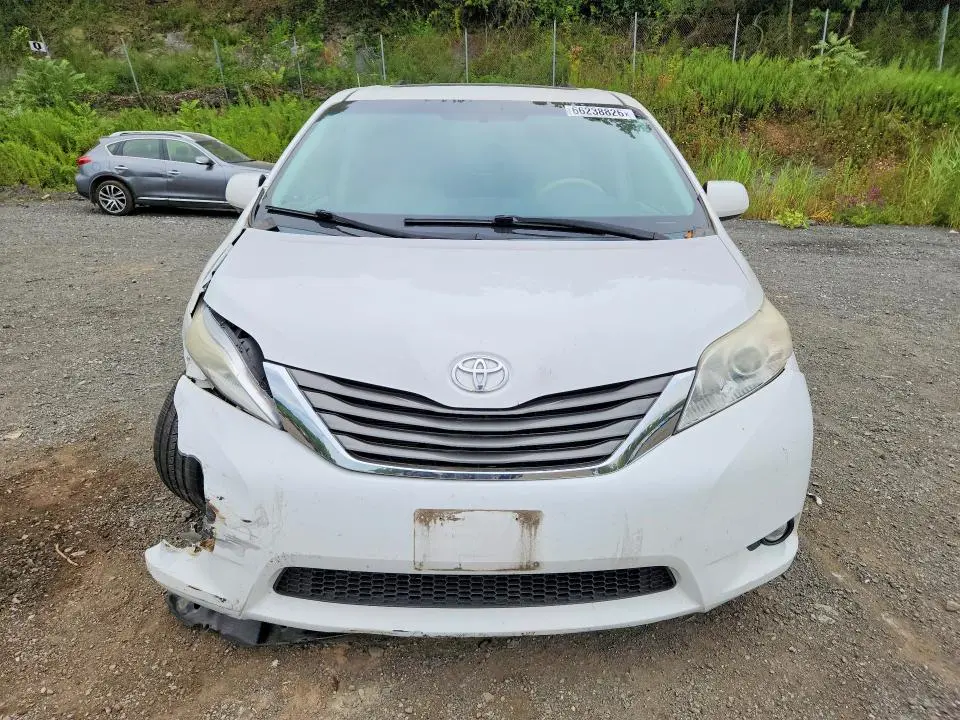 2012 TOYOTA SIENNA XLE 7-PASSENGER  