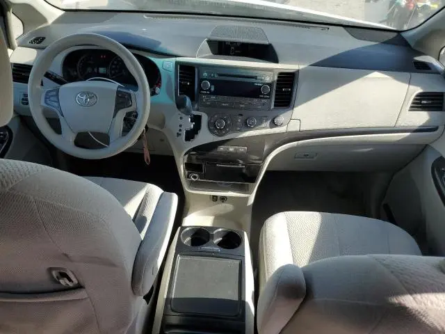 2012 TOYOTA SIENNA LE  