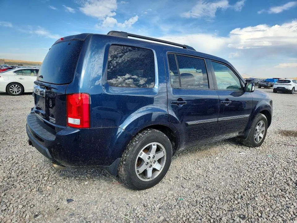 2011 HONDA PILOT TOURING  