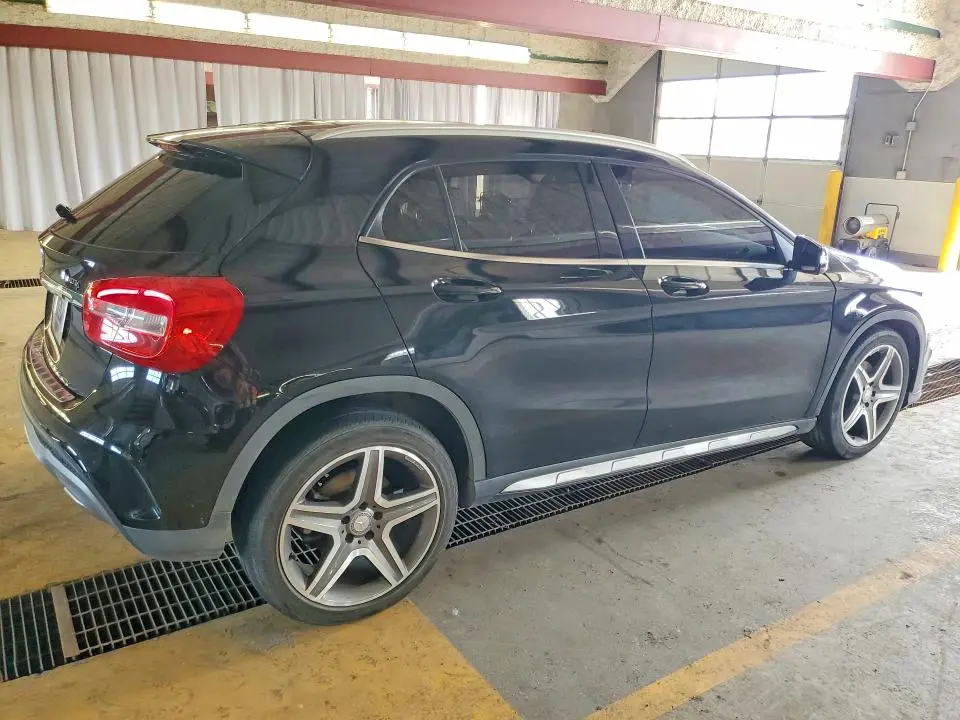 2015 MERCEDES-BENZ GLA 250 4MATIC  