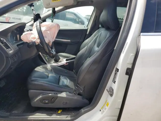 2016 VOLVO XC60 T5 PREMIER  