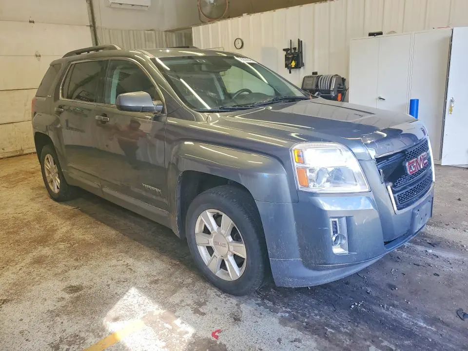 2013 GMC TERRAIN SLE  