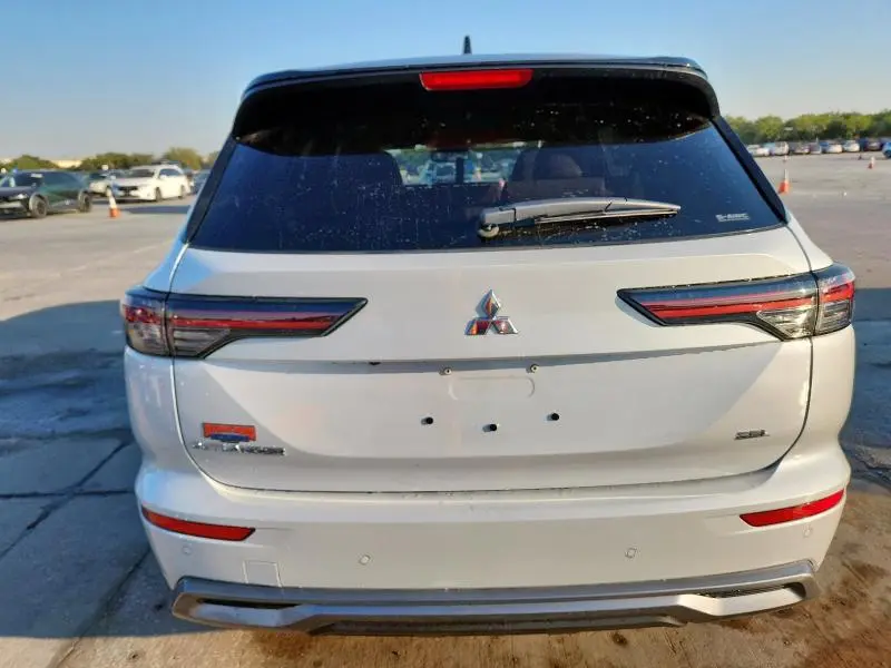 2025 MITSUBISHI OUTLANDER SEL  