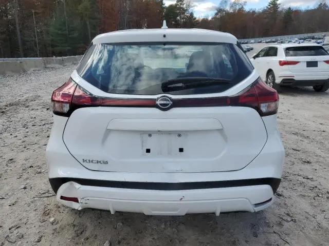 2024 NISSAN KICKS S  