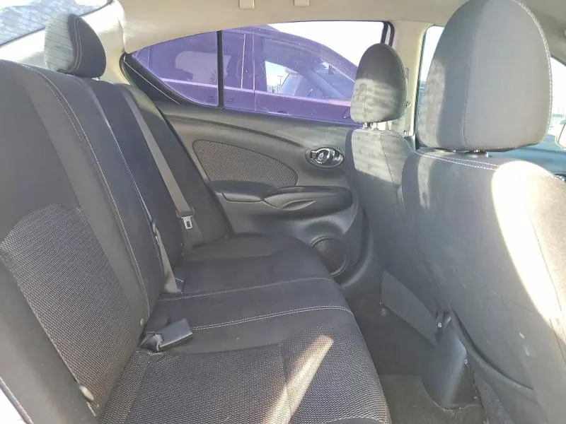 2015 NISSAN VERSA 1.6 SV  