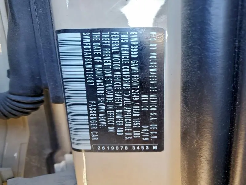 2019 VOLKSWAGEN BEETLE S  