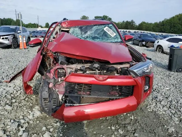 2022 TOYOTA 4RUNNER SR5  
