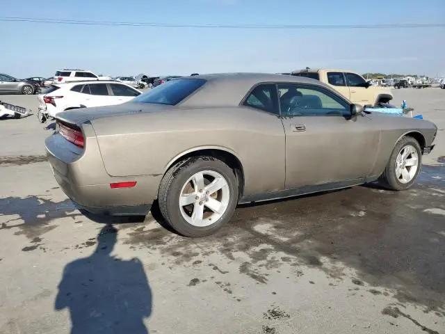 2010 DODGE CHALLENGER SE  