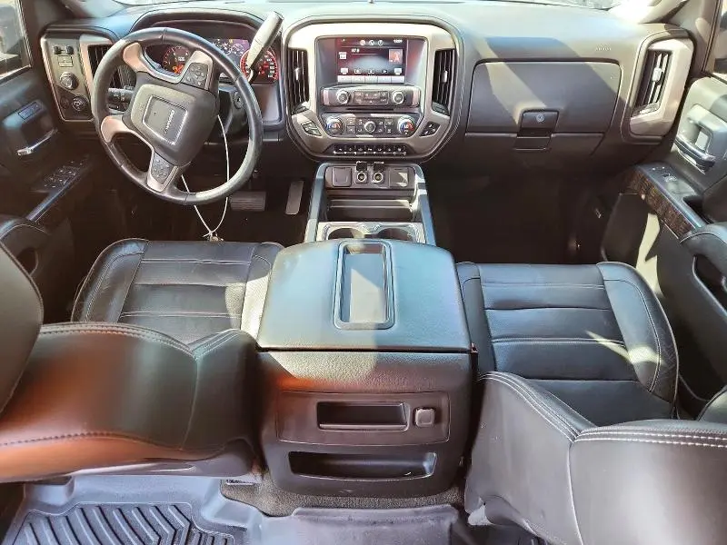 2015 GMC SIERRA K2500 DENALI  