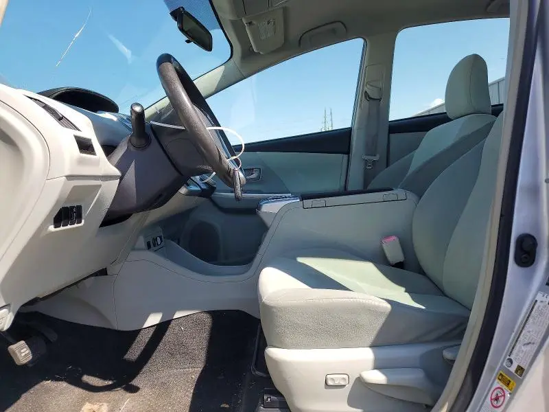 2012 TOYOTA PRIUS V TWO  