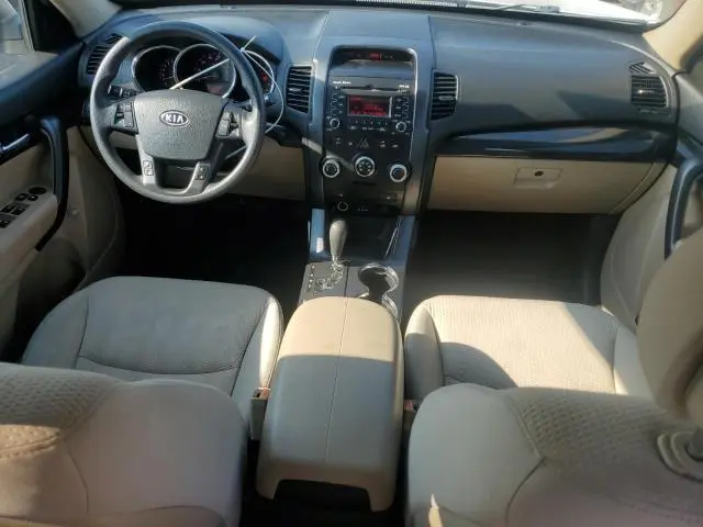 2011 KIA SORENTO BASE  